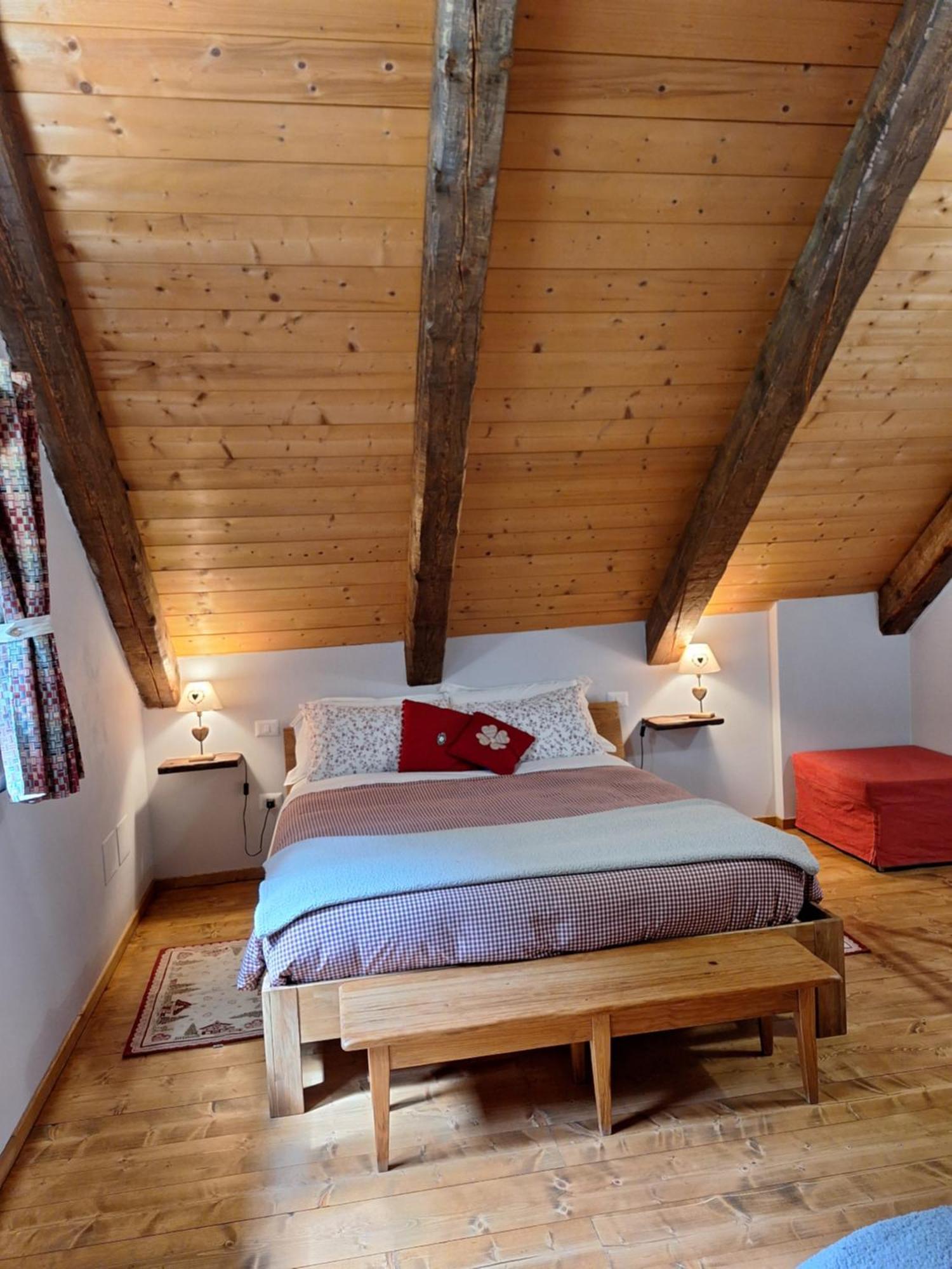 Locanda Del Sasso Rooms โครโด ภายนอก รูปภาพ