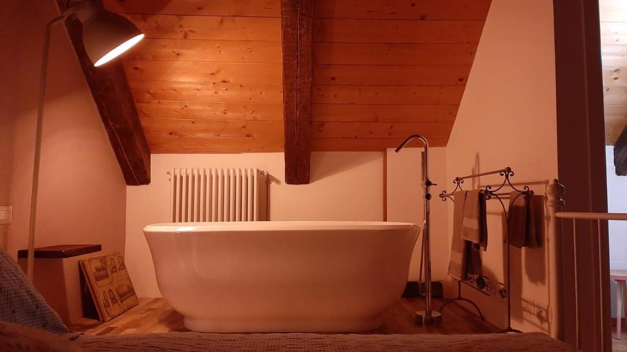 Locanda Del Sasso Rooms โครโด ภายนอก รูปภาพ